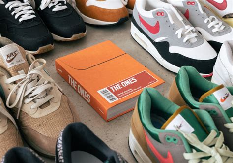 boek the ones nike|THE ONES : THE AM1 CATALOGUE BOOK– SELECTED .